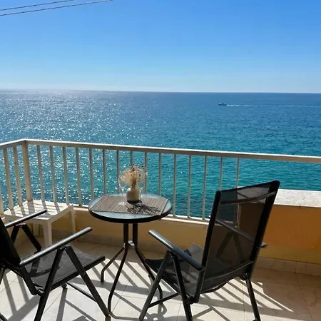 Apartment Paseo Maritimo Ref #113 *